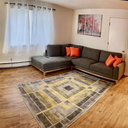 Lovely Two Bedroom, Minutes Away From Downtown Anchorage Eksteriør billede